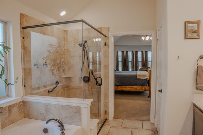1317 Monticello Drive, Burleson TX 76028 - Photo 30