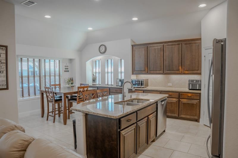 1317 Monticello Drive, Burleson TX 76028 - Photo 15