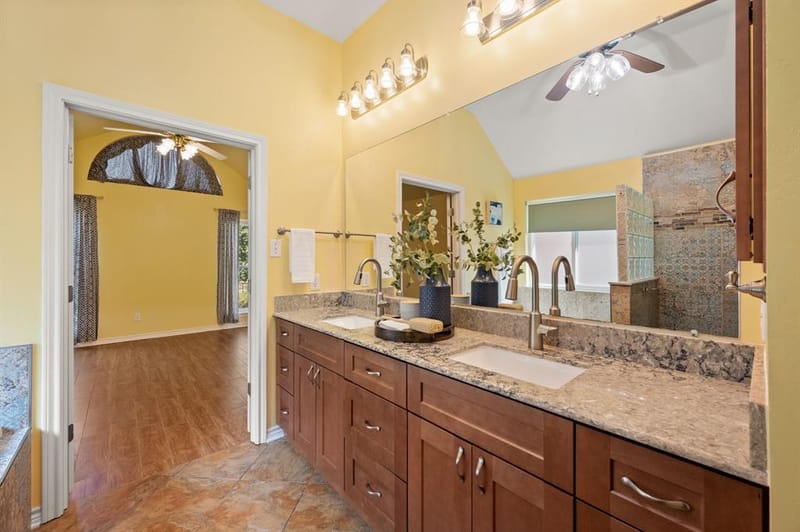 2233 Wembley Wood Lane, Bedford TX 76022 - Photo 26