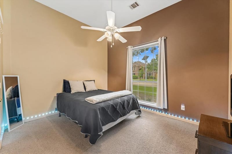 1040 Essex Drive, Cedar Hill TX 75104 - Photo 13
