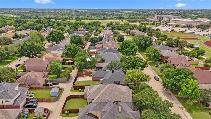 1040 Essex Drive, Cedar Hill TX 75104 - Photo 32