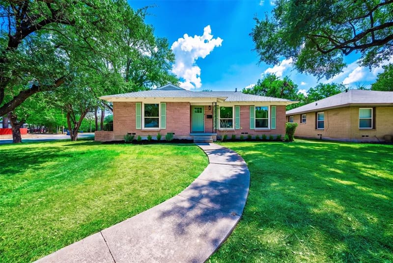 10256 Casa View Drive, Dallas TX 75228