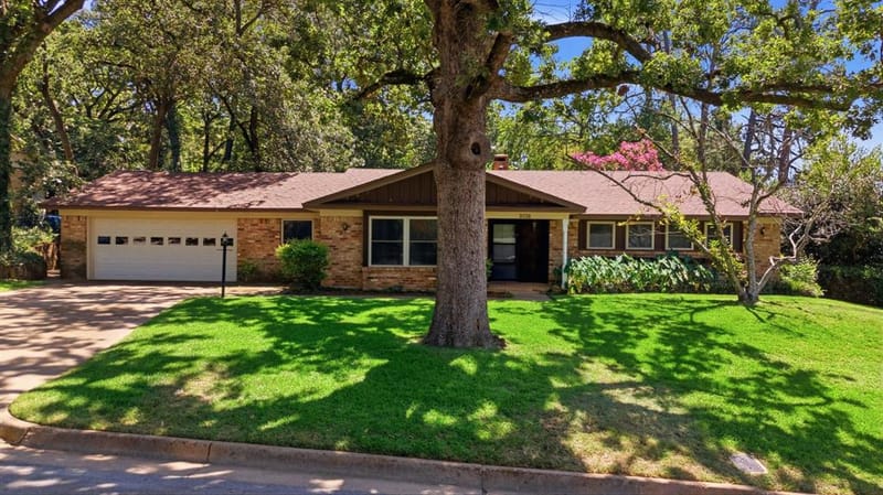 2926 S Keaton Avenue, Tyler TX 75701 - Photo 2