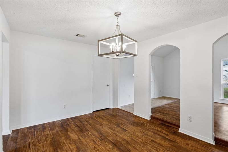 1016 Hazelwood Drive, Mansfield TX 76063 - Photo 6