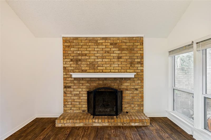 1016 Hazelwood Drive, Mansfield TX 76063 - Photo 8