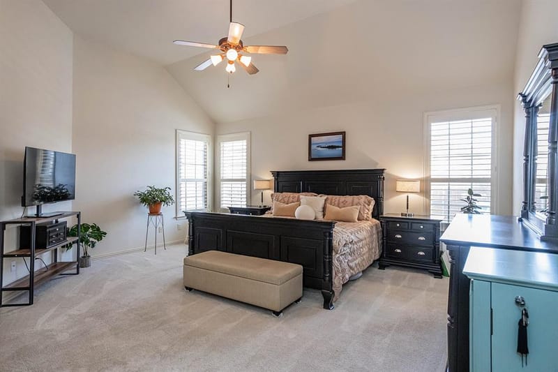 5900 Barton Springs Drive, North Richland Hills TX 76180 - Photo 17