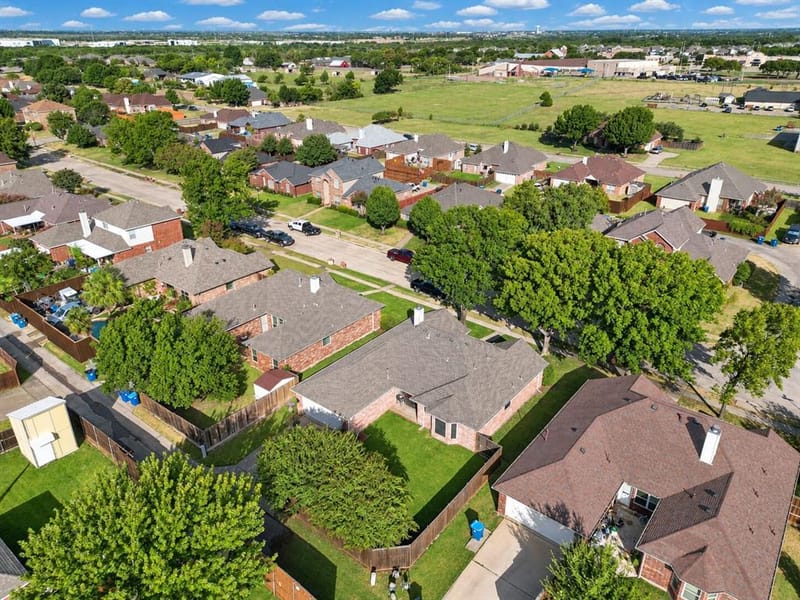 7514 Westway Drive, Rowlett TX 75089 - Photo 9