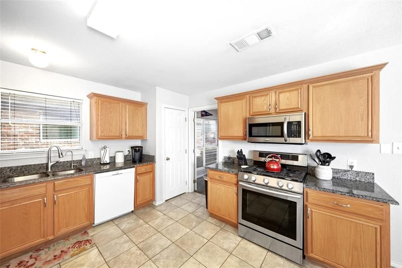 7514 Westway Drive, Rowlett TX 75089 - Photo 18
