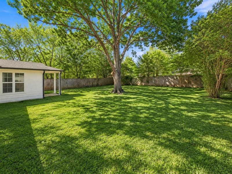 7713 Noreast Drive, North Richland Hills TX 76180 - Photo 23