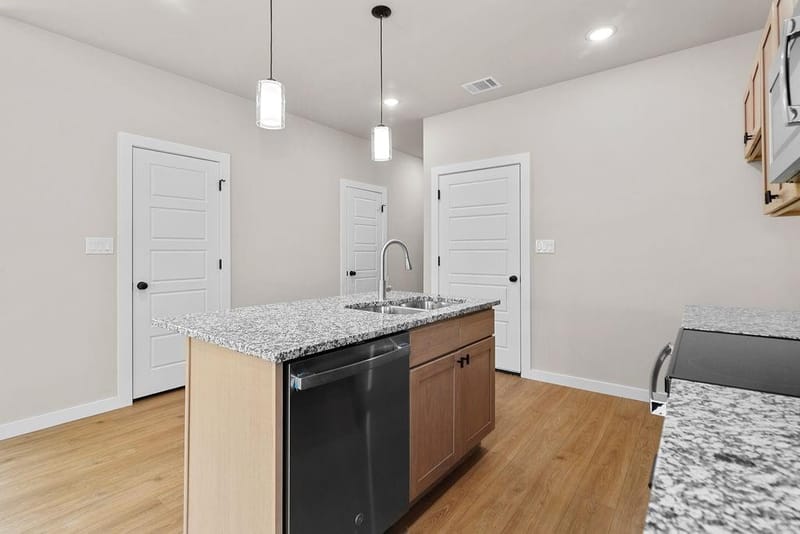 316 W Gambrell Street, Fort Worth TX 76115 - Photo 12