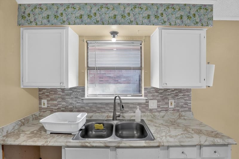 2413 Channing Drive, Grand Prairie TX 75052 - Photo 9