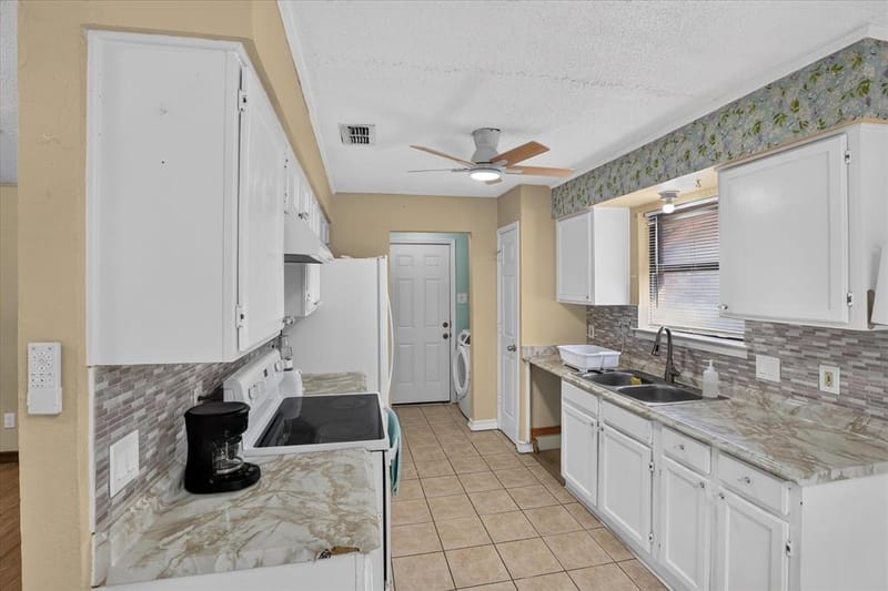 2413 Channing Drive, Grand Prairie TX 75052 - Photo 8