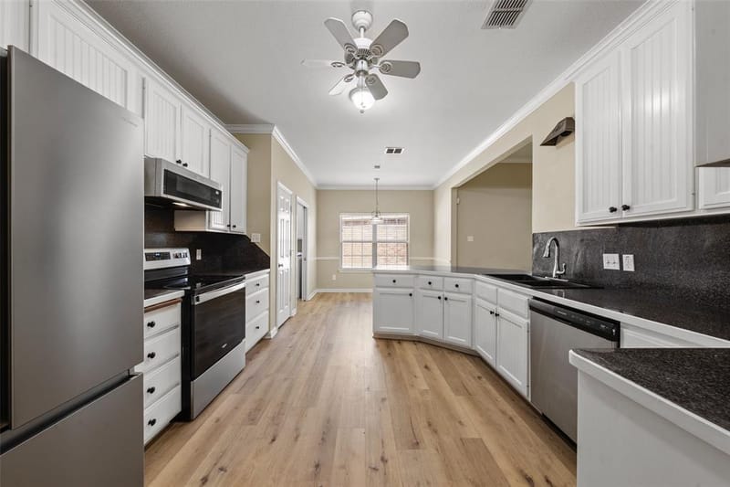 10124 Cougar Ridge Parkway, Waco TX 76708 - Photo 4