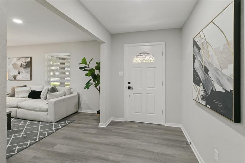 3515 Sheffield Drive, Arlington TX 76013 - Photo 2