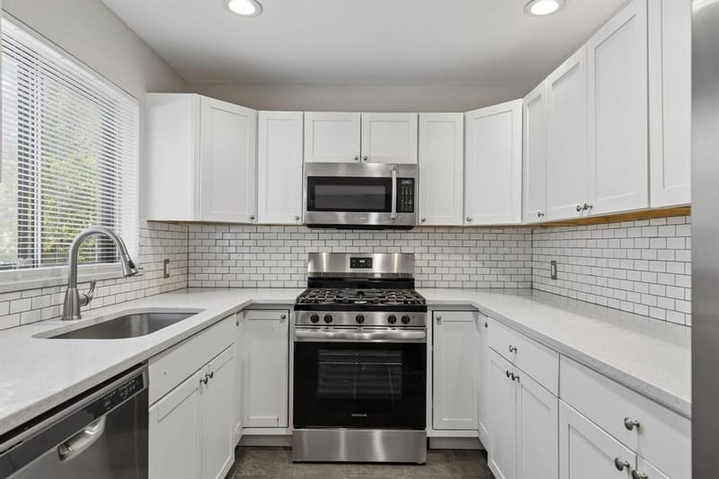 2047 Abshire Lane, Dallas TX 75228 - Photo 13