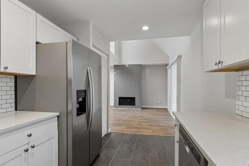 2047 Abshire Lane, Dallas TX 75228 - Photo 16