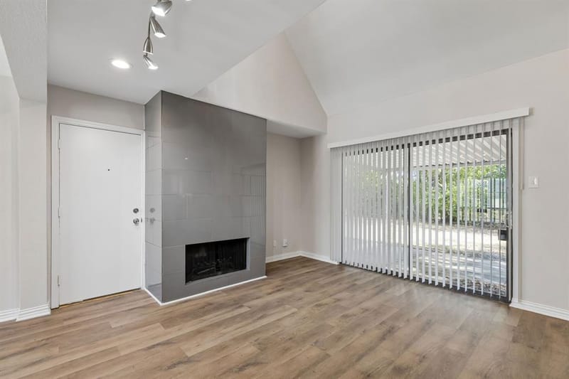 2047 Abshire Lane, Dallas TX 75228 - Photo 9