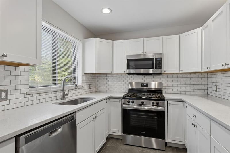 2047 Abshire Lane, Dallas TX 75228 - Photo 15