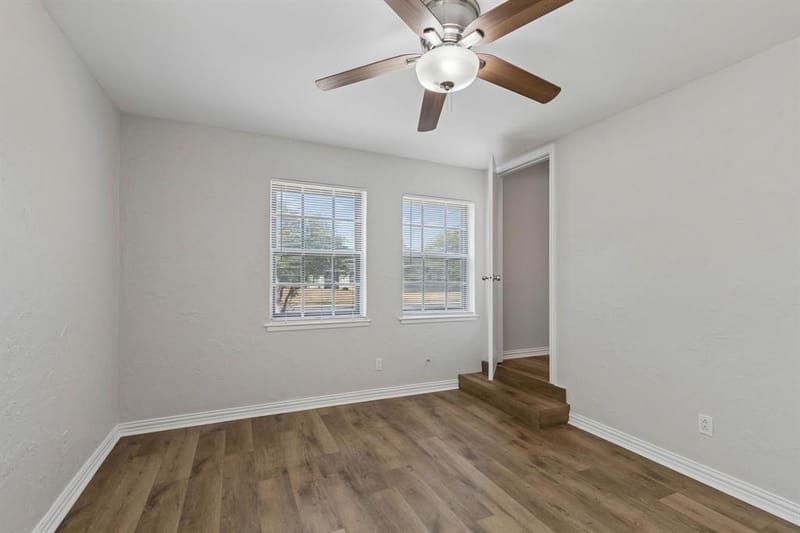 2047 Abshire Lane, Dallas TX 75228 - Photo 19