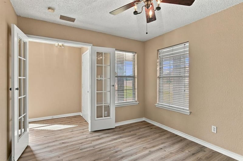 8116 Hulen Park Circle, Fort Worth TX 76123 - Photo 6
