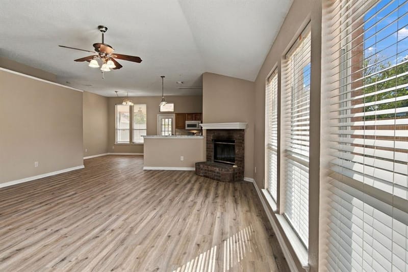 8116 Hulen Park Circle, Fort Worth TX 76123 - Photo 7
