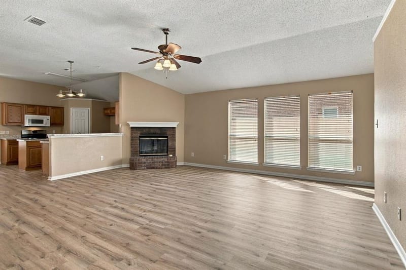 8116 Hulen Park Circle, Fort Worth TX 76123 - Photo 9