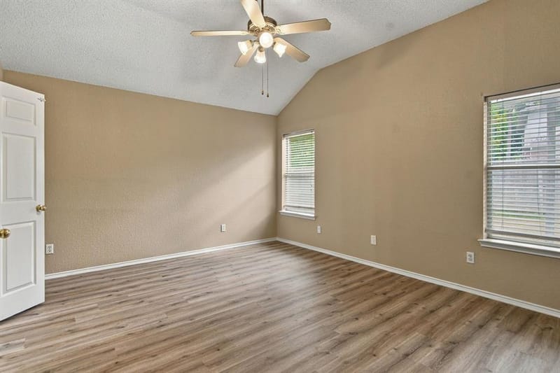 8116 Hulen Park Circle, Fort Worth TX 76123 - Photo 18