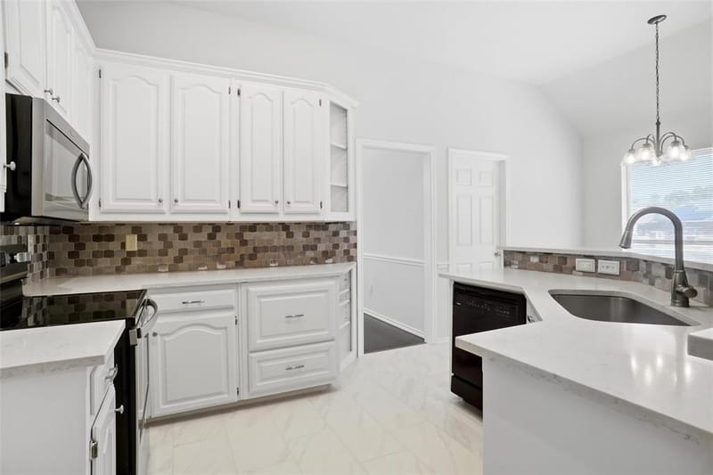 221 Brazil Drive, Hurst TX 76054