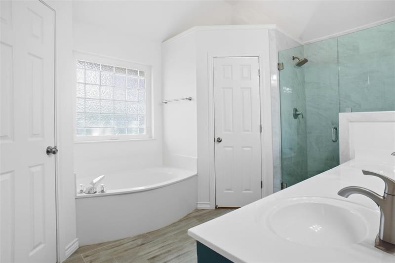 221 Brazil Drive, Hurst TX 76054 - Photo 18