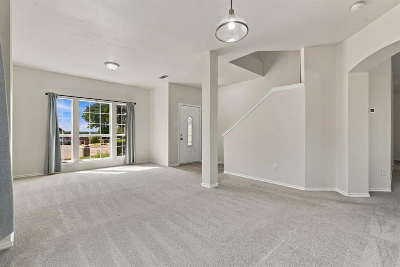 5948 Sugarleaf Lane, Dallas TX 75249 - Photo 10