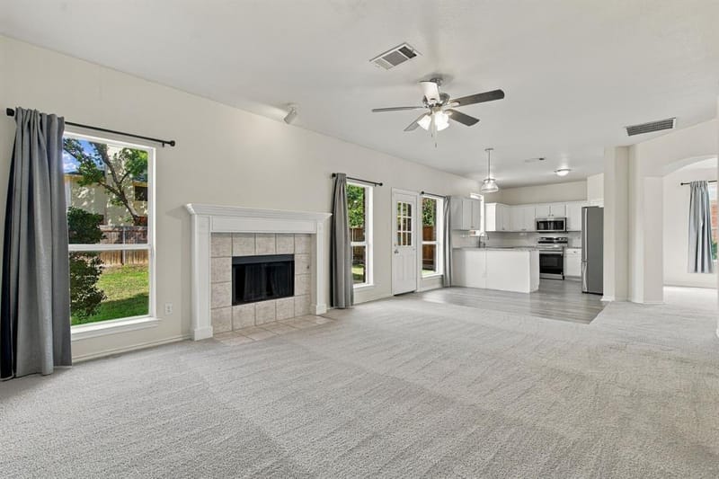 5948 Sugarleaf Lane, Dallas TX 75249 - Photo 14