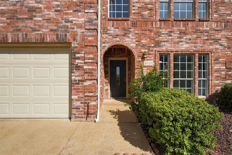 5948 Sugarleaf Lane, Dallas TX 75249 - Photo 4