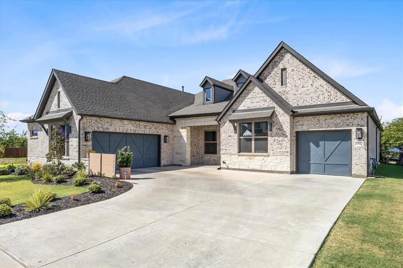 1922 Grand Avenue, Rockwall TX 75087 - Photo 2