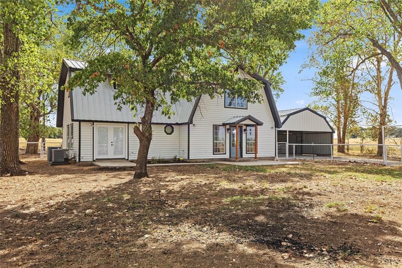 666 County Road 2445, Decatur TX 76234 - Photo 32