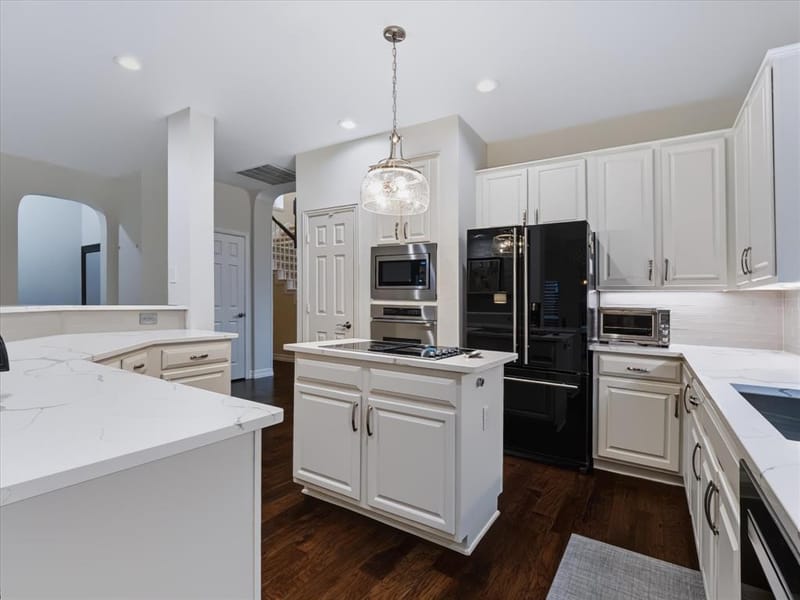 3838 Canot Lane, Addison TX 75001 - Photo 16
