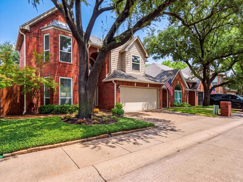 3838 Canot Lane, Addison TX 75001 - Photo 3