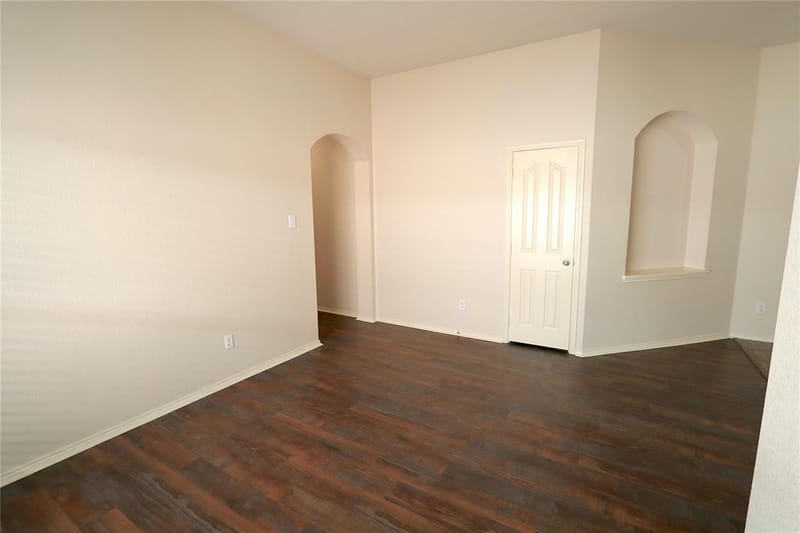 1000 Warbler Lane, Aubrey TX 76227 - Photo 10