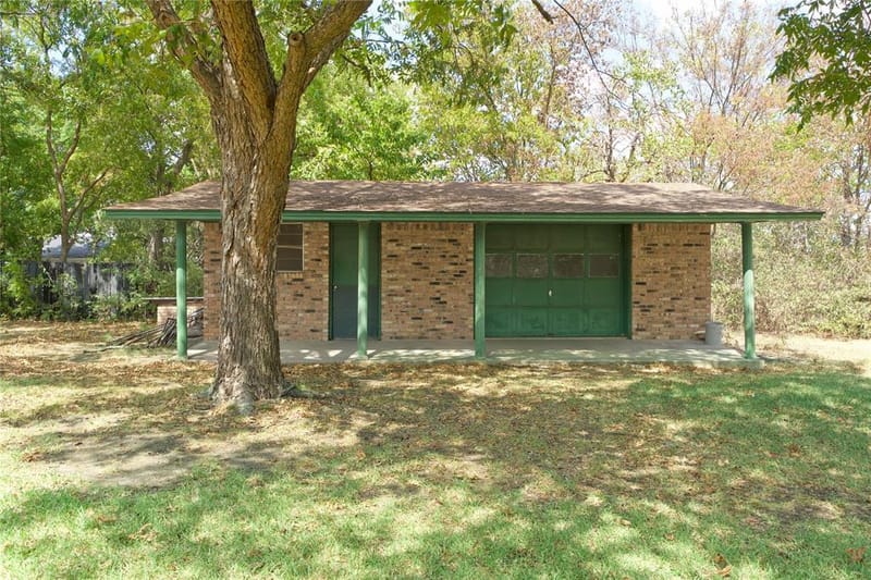 697 N Fm 373, Muenster TX 76252 - Photo 30