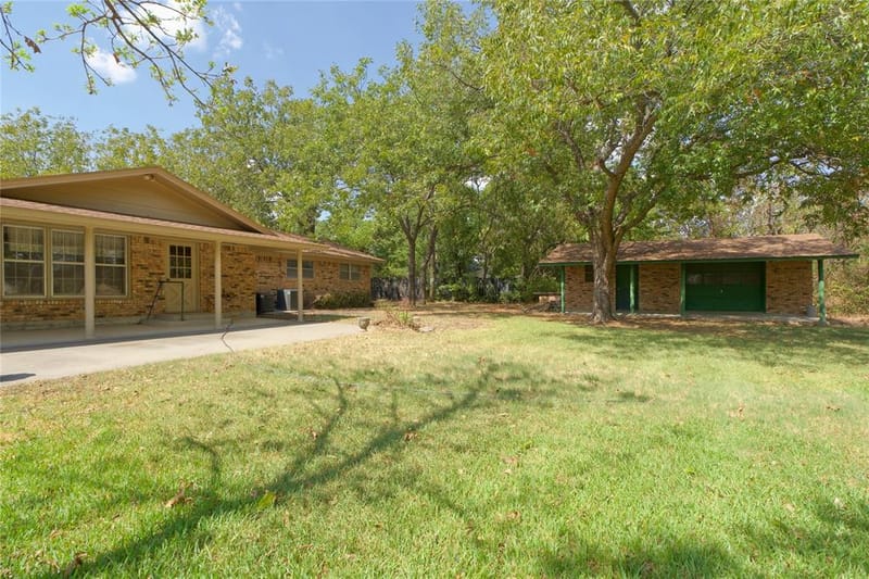 697 N Fm 373, Muenster TX 76252 - Photo 29