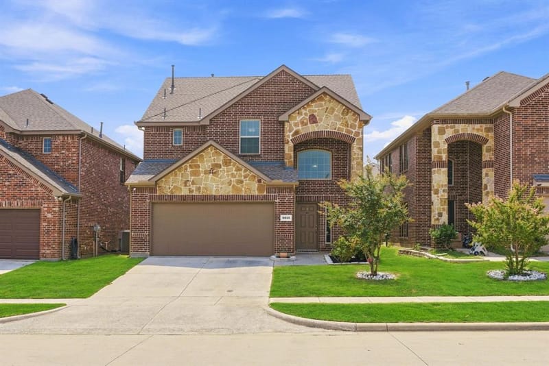 9813 Pronghorn Road, McKinney TX 75071 - Photo 2