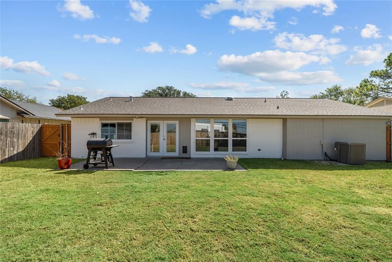 2621 Elk Grove Road, Carrollton TX 75007 - Photo 21
