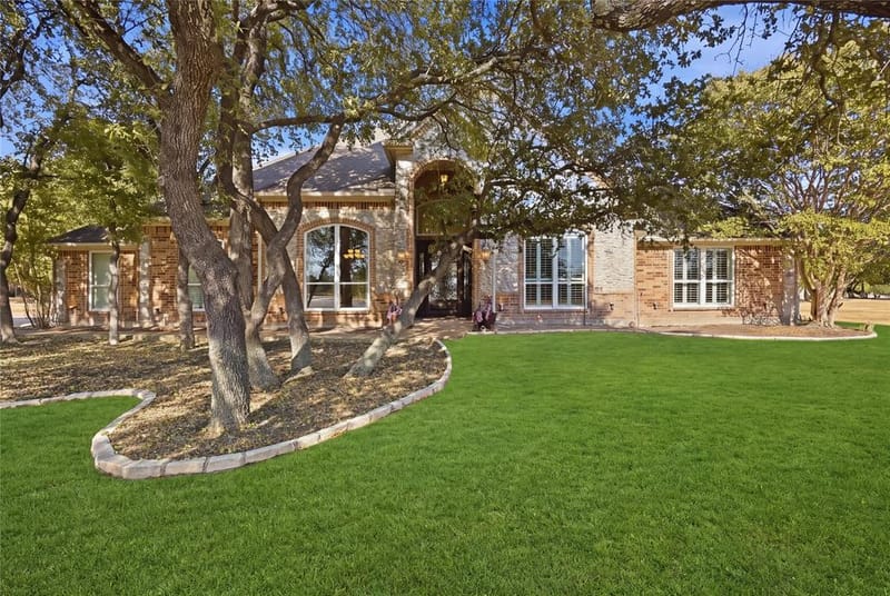 199 Deer Creek Drive, Aledo TX 76008