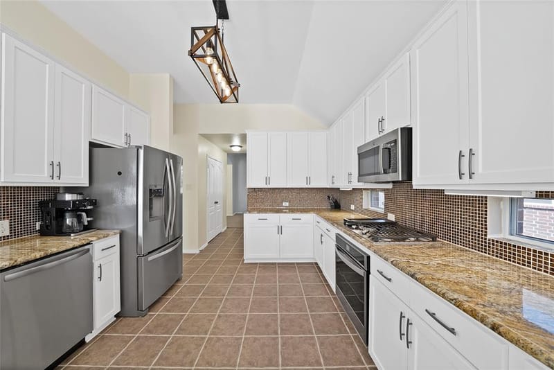 505 Victory Lane, Mansfield TX 76063 - Photo 5