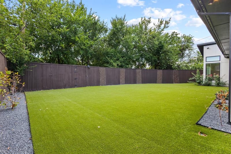 9816 Mixon Drive, Dallas TX 75220 - Photo 33