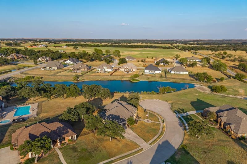 111 Highland Court, Boyd TX 76023 - Photo 6