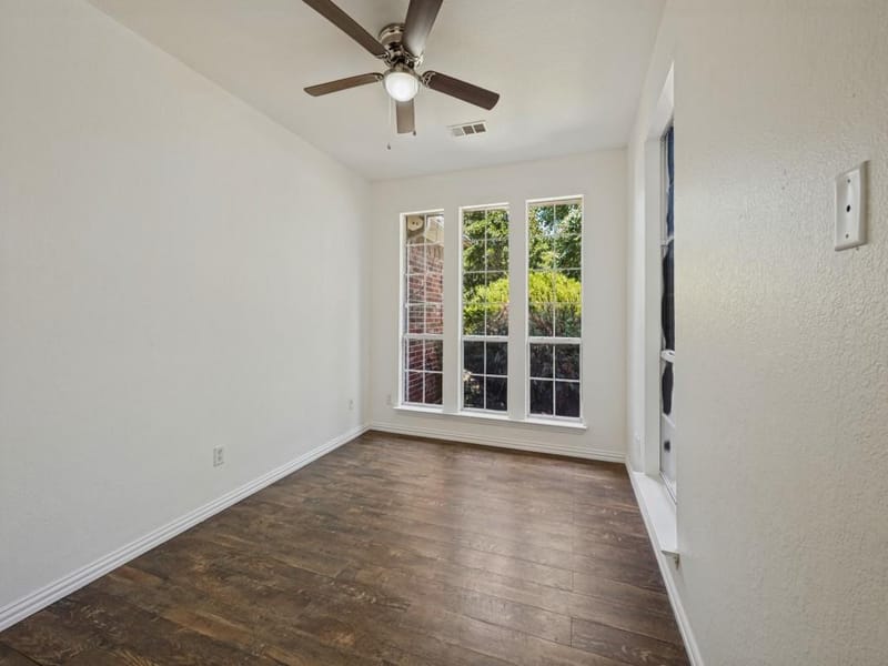 607 Biscayne Drive, Mansfield TX 76063 - Photo 13