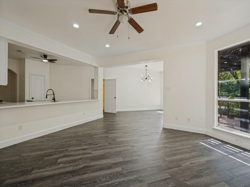 607 Biscayne Drive, Mansfield TX 76063 - Photo 10
