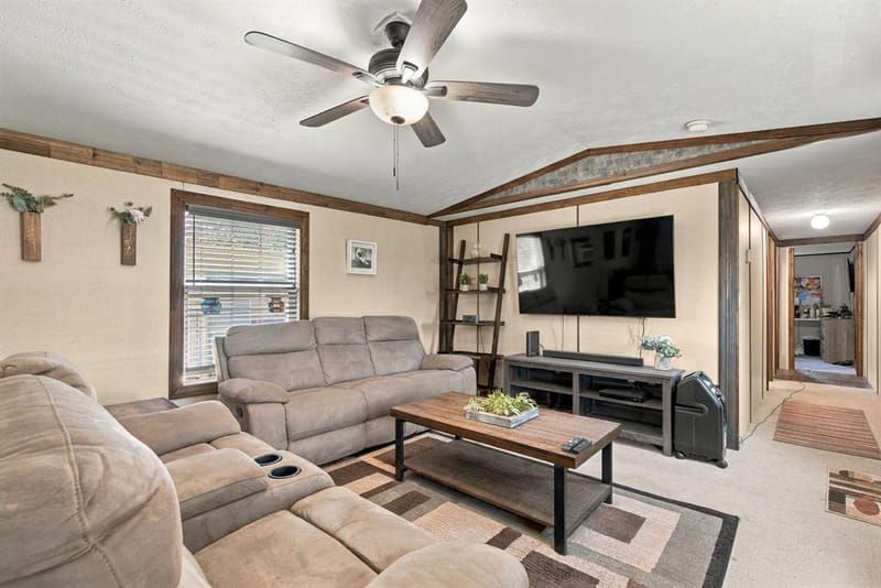 22107 Lakewood Drive, Frankston TX 75763 - Photo 7