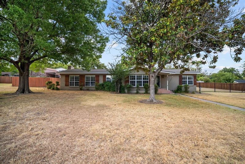 3709 Pecan Park Drive, Weatherford TX 76087