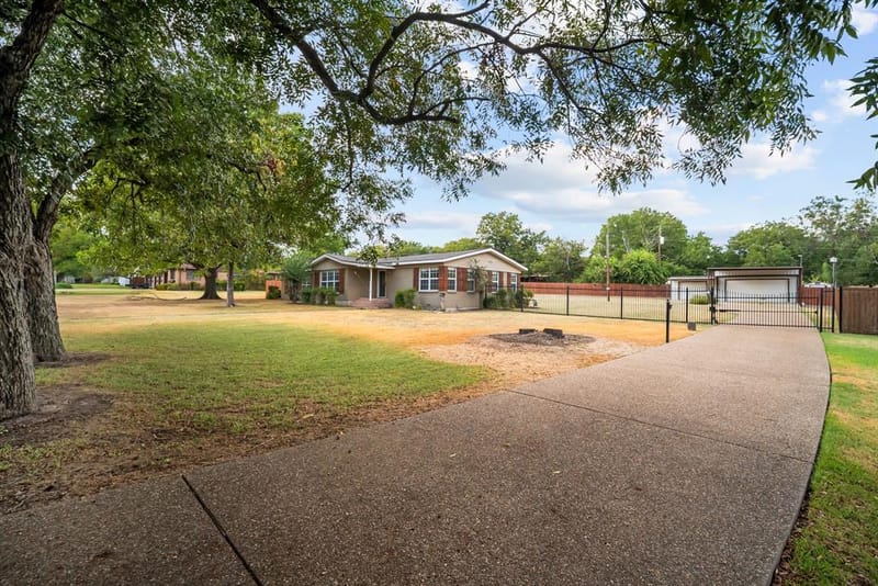 3709 Pecan Park Drive, Weatherford TX 76087 - Photo 4